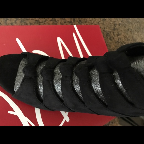 NWT Impo Black Open Toe Pump (“Tanie” 5247135) - Picture 4 of 5